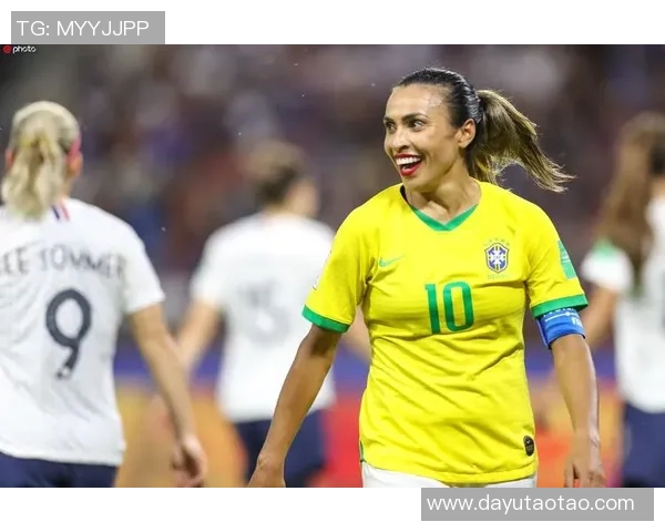 巴西女足传奇马塔再度出战赛场 向历史进军力争新辉煌 巴西女足传奇马塔再度出战赛场 向历史进军力争新辉煌